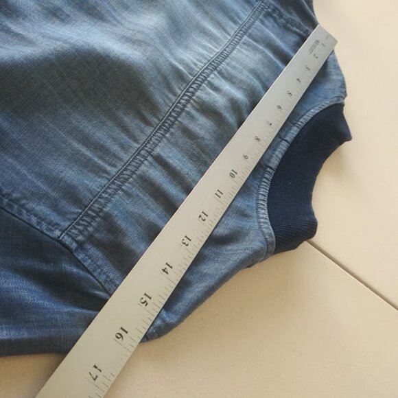 Chico's Zenergy women's size 1 Medium denim bomber jacket - Picture 9 of 14